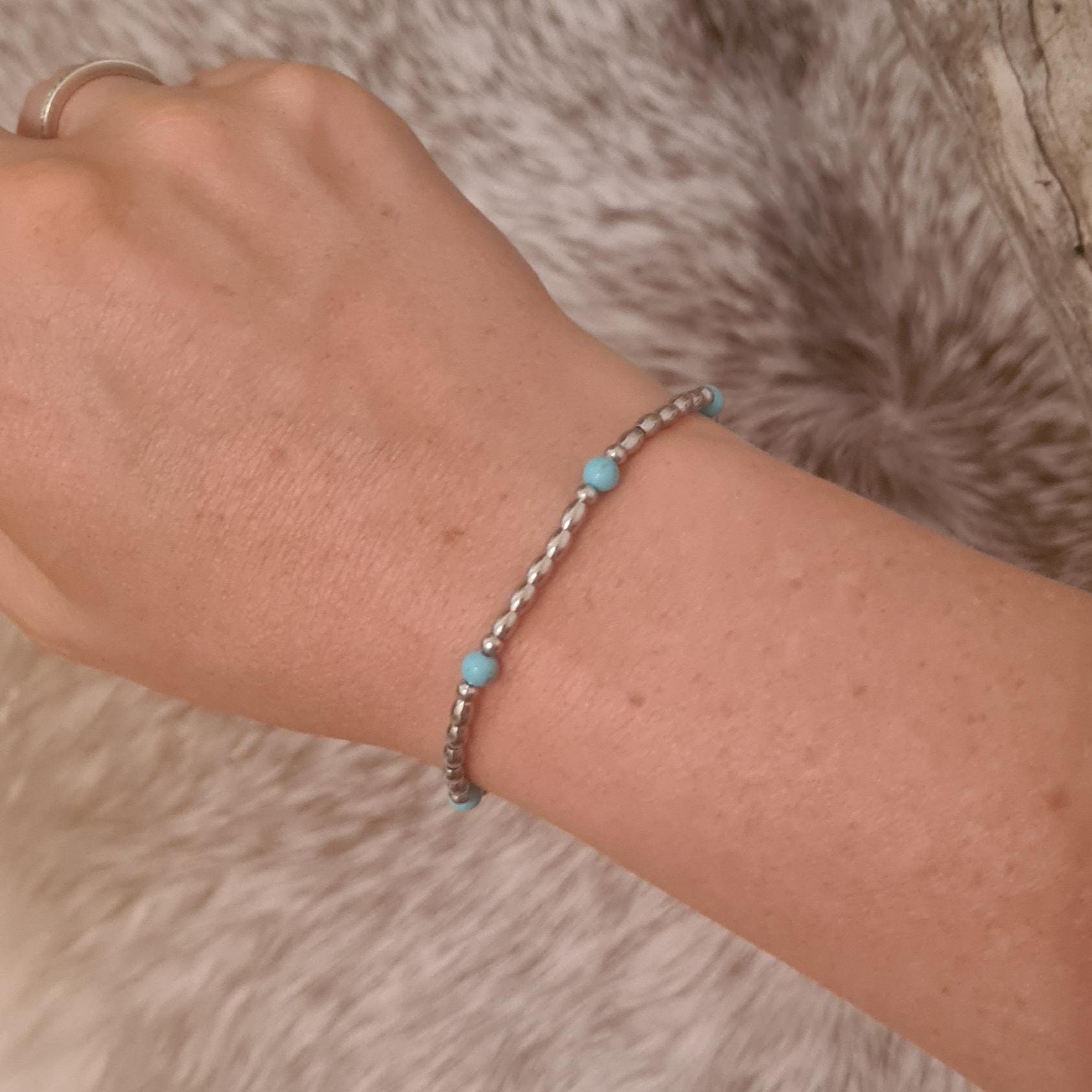The Road Less Travelled genuinel turquoise beaded bracelet.