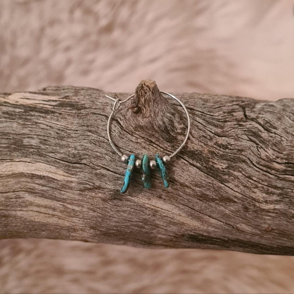 Buffalo Woman natural turquoise chip beaded hoop earrings.