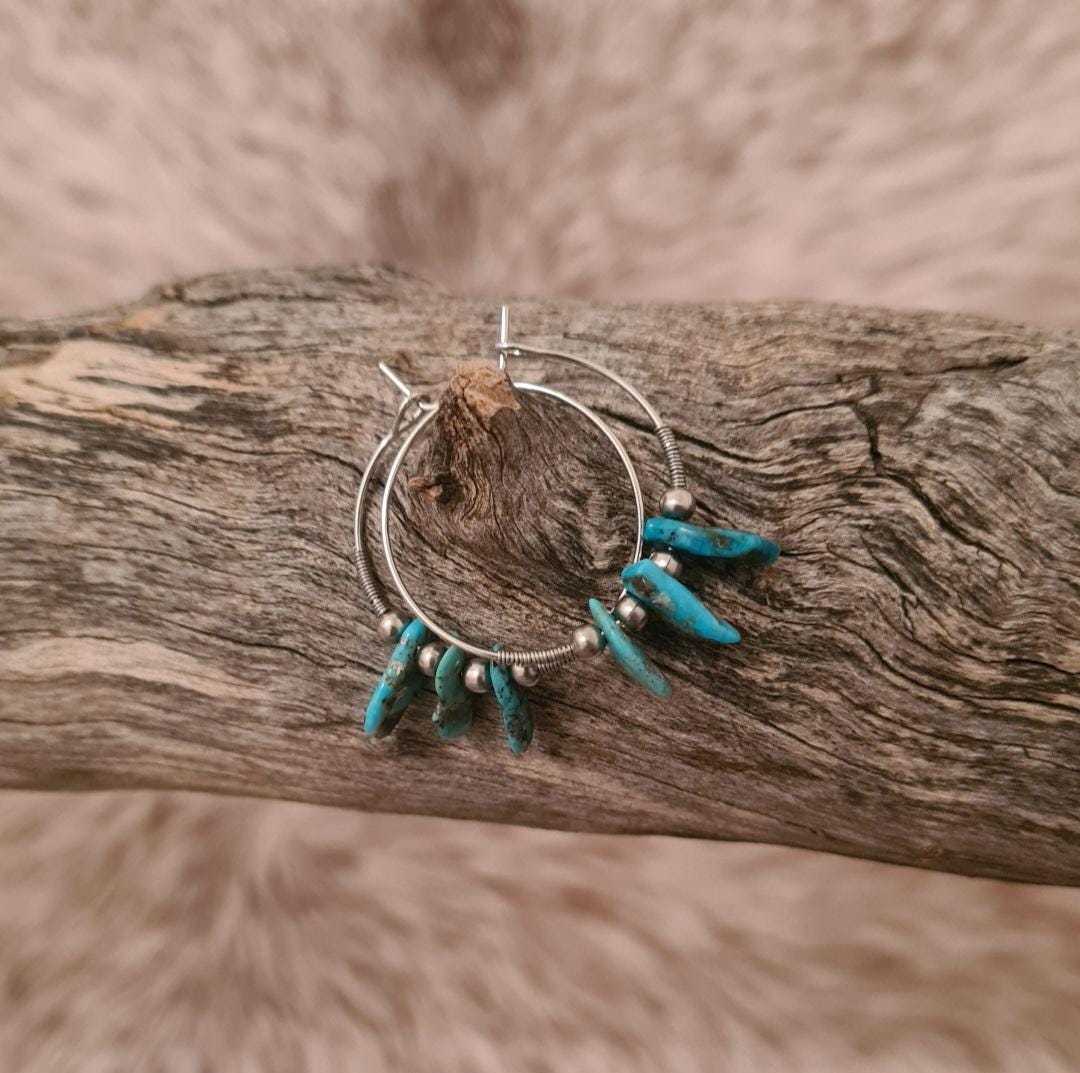 Buffalo Woman natural turquoise chip beaded hoop earrings.