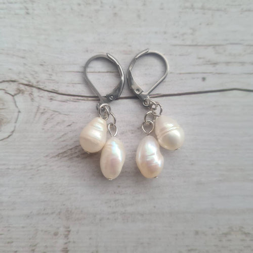 Annie freshwater pearl cluster earrings.