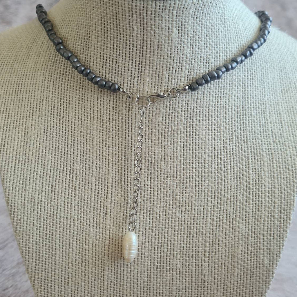 Oakley freshwater pearl necklace.