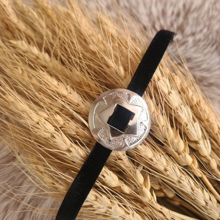 Lone Star State of Mind velvet choker.
