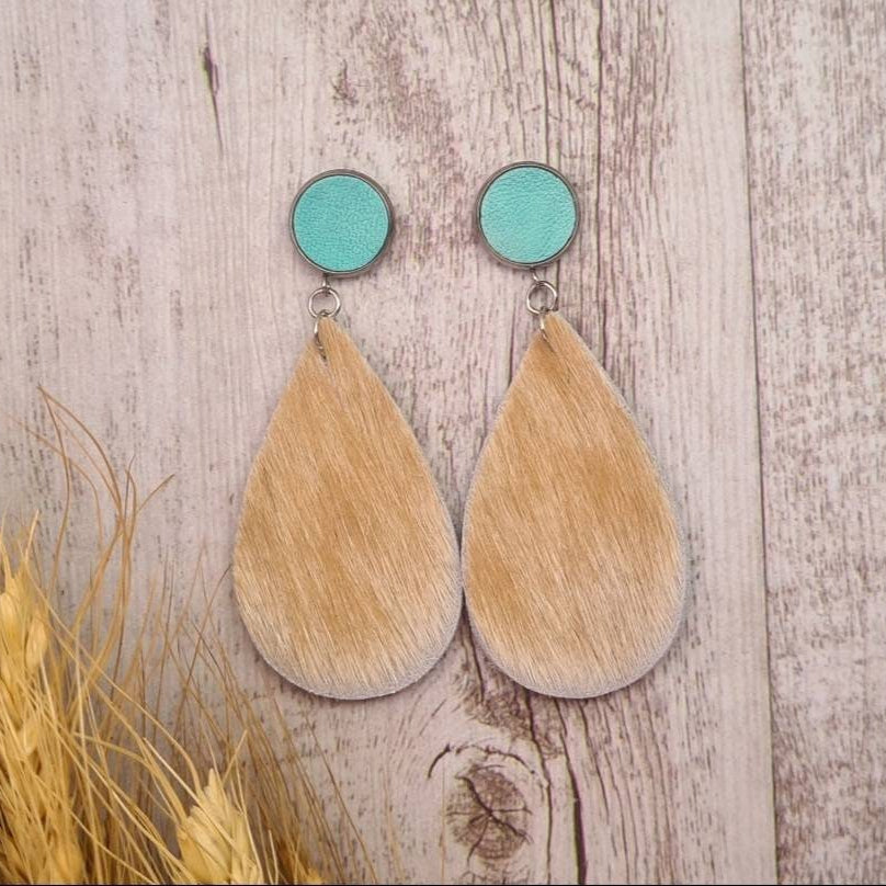 Roughstock genuine leather and genuine cowhide teardrop earrings.