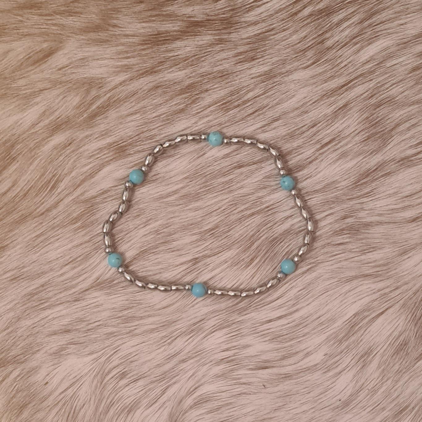 The Road Less Travelled genuinel turquoise beaded bracelet.